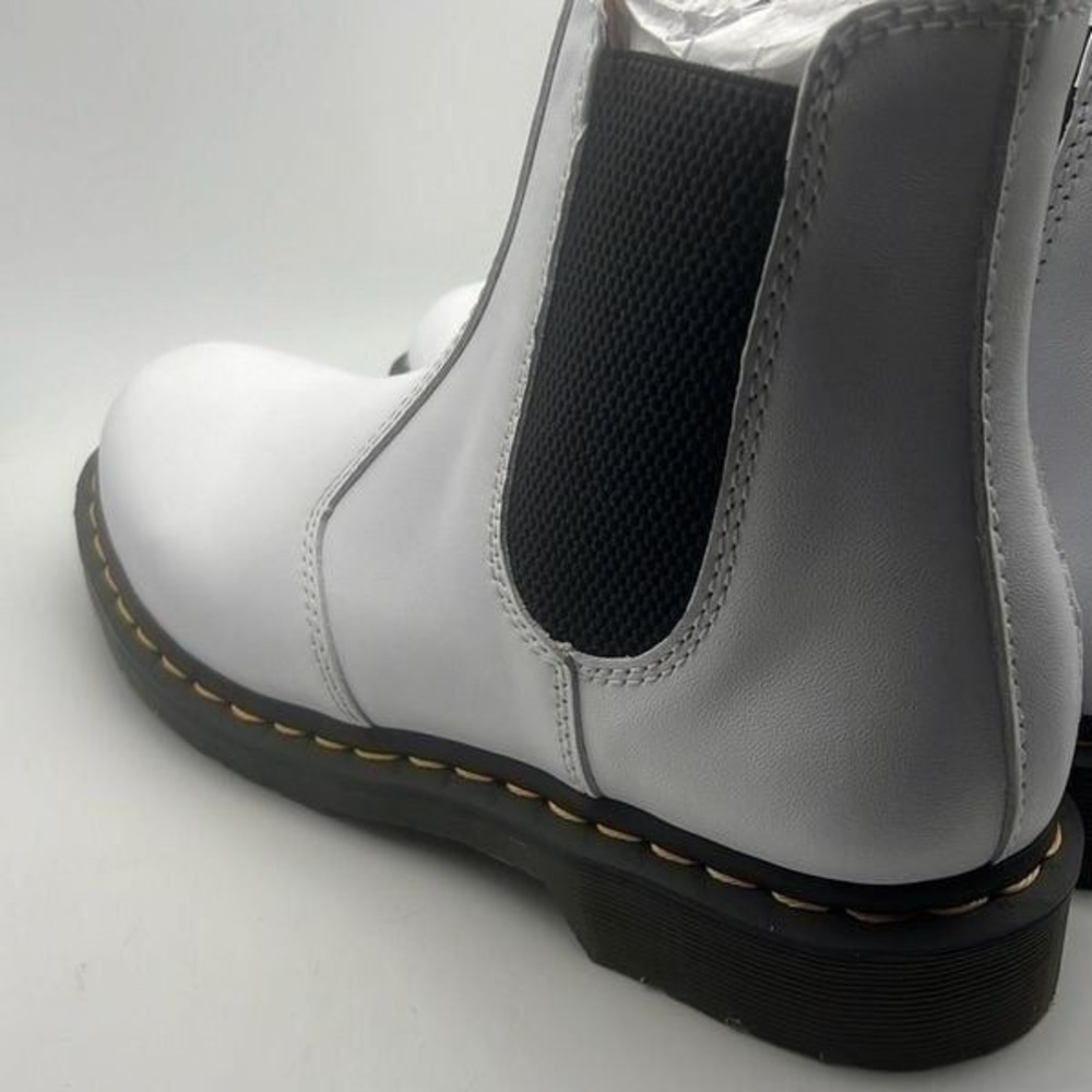 Dr. Martens Women's 2976 Chelsea Boot Leather Boots NWB Women Size 10 | Eur 42 - Picture 8 of 11